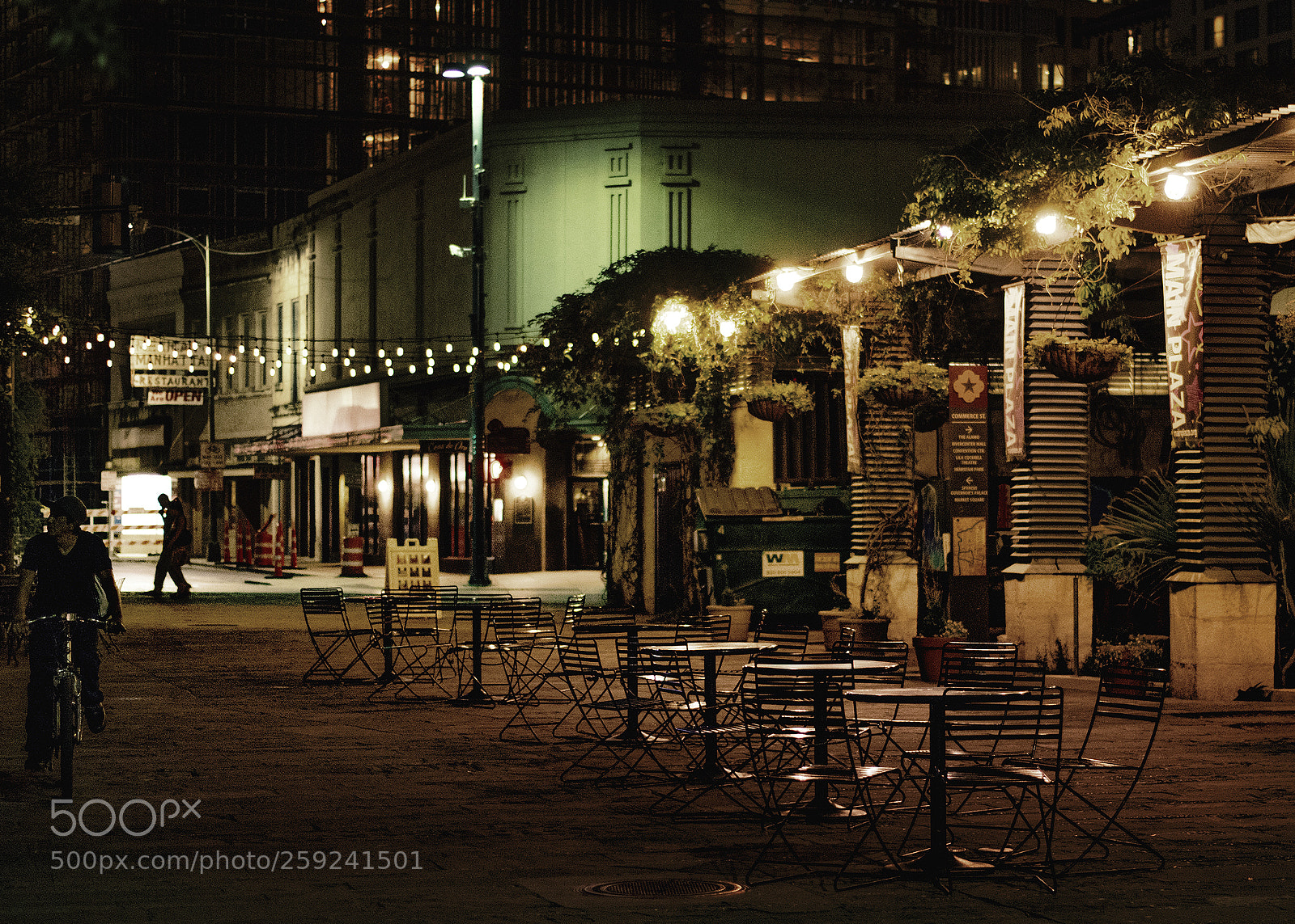 Pentax K-3 sample photo. Main plaza at night photography