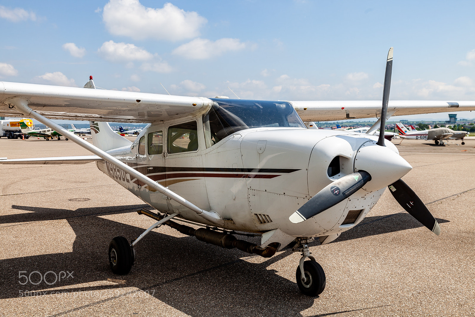 Canon EOS 5D Mark II sample photo. Cessna 206 : stuttgart : edds: germany photography