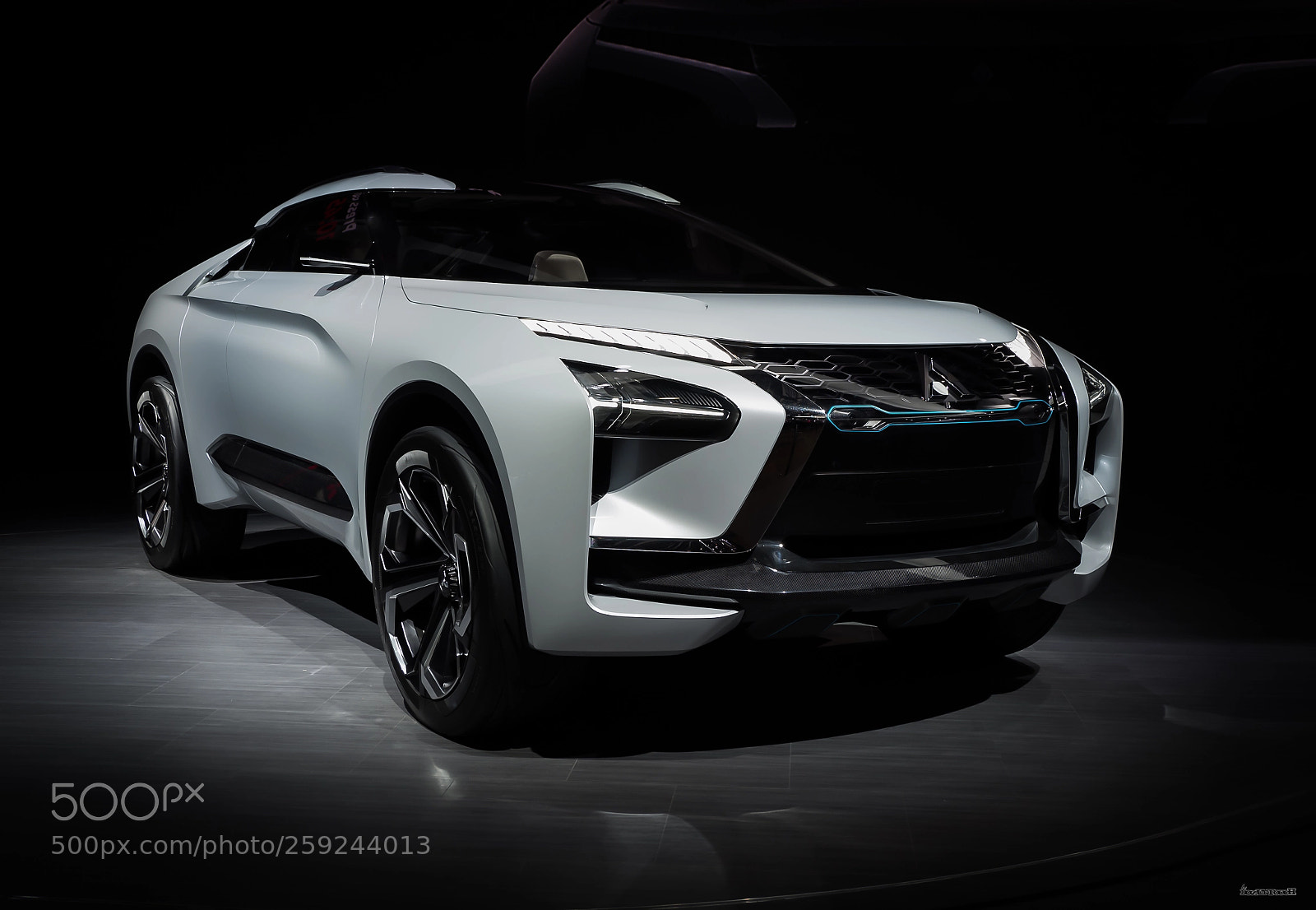 Olympus OM-D E-M5 II sample photo. Concept by mitsubishi photography