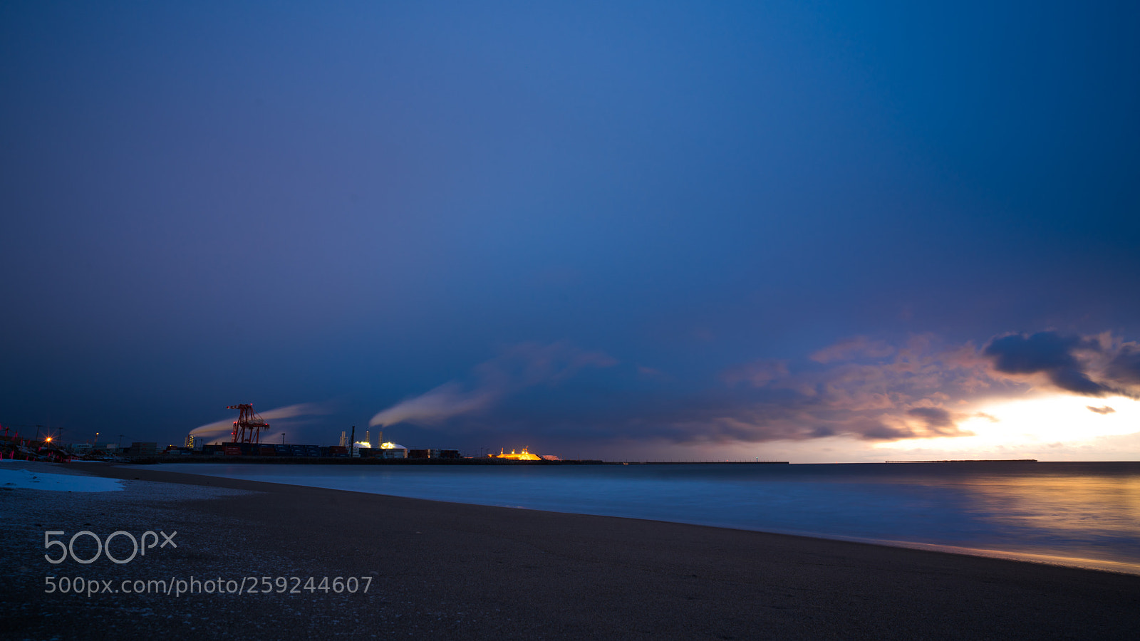 Sony a7R III sample photo. Sendai-port blue moment photography