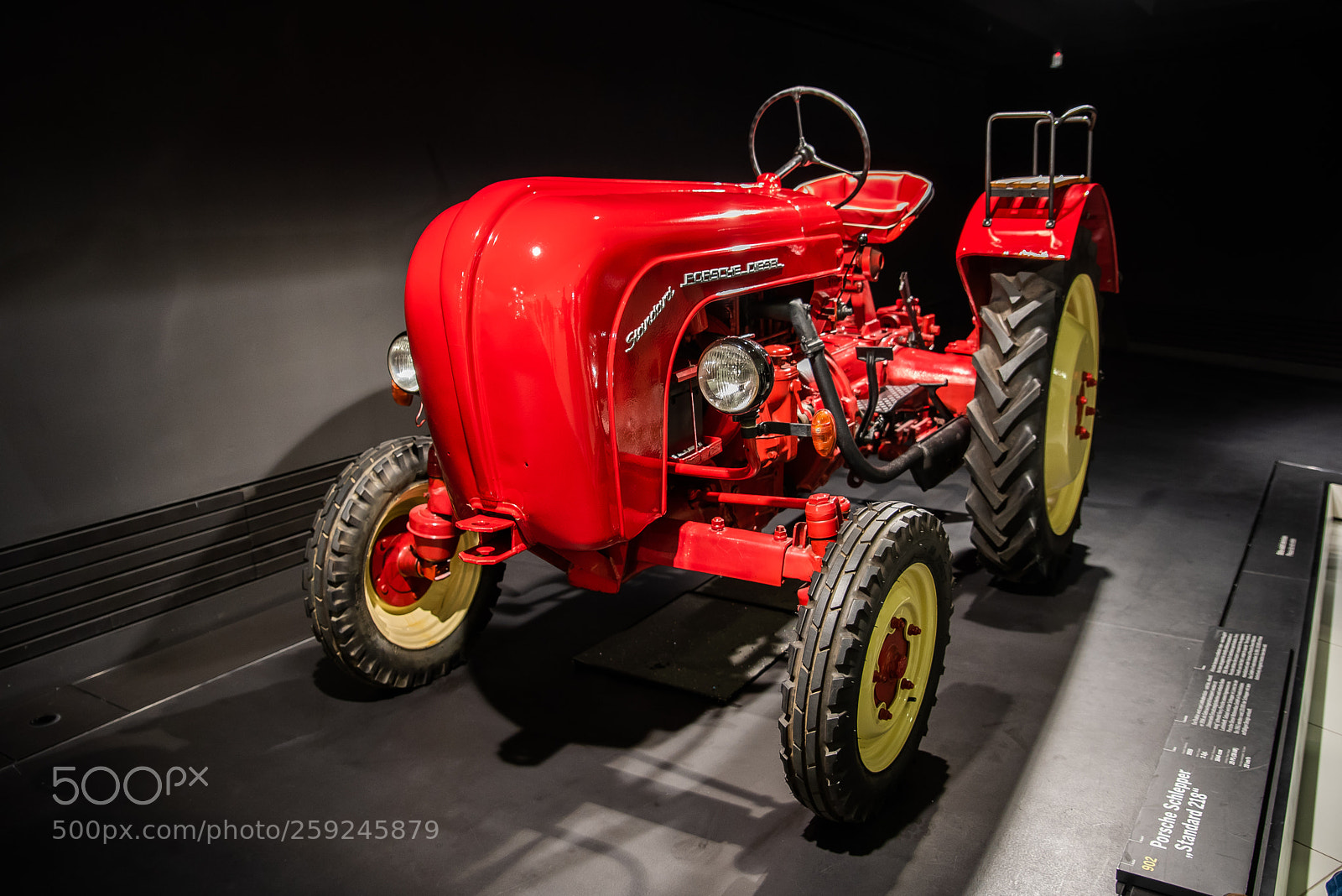 Nikon D810 sample photo. Porsche museum : stuttgart : germany photography