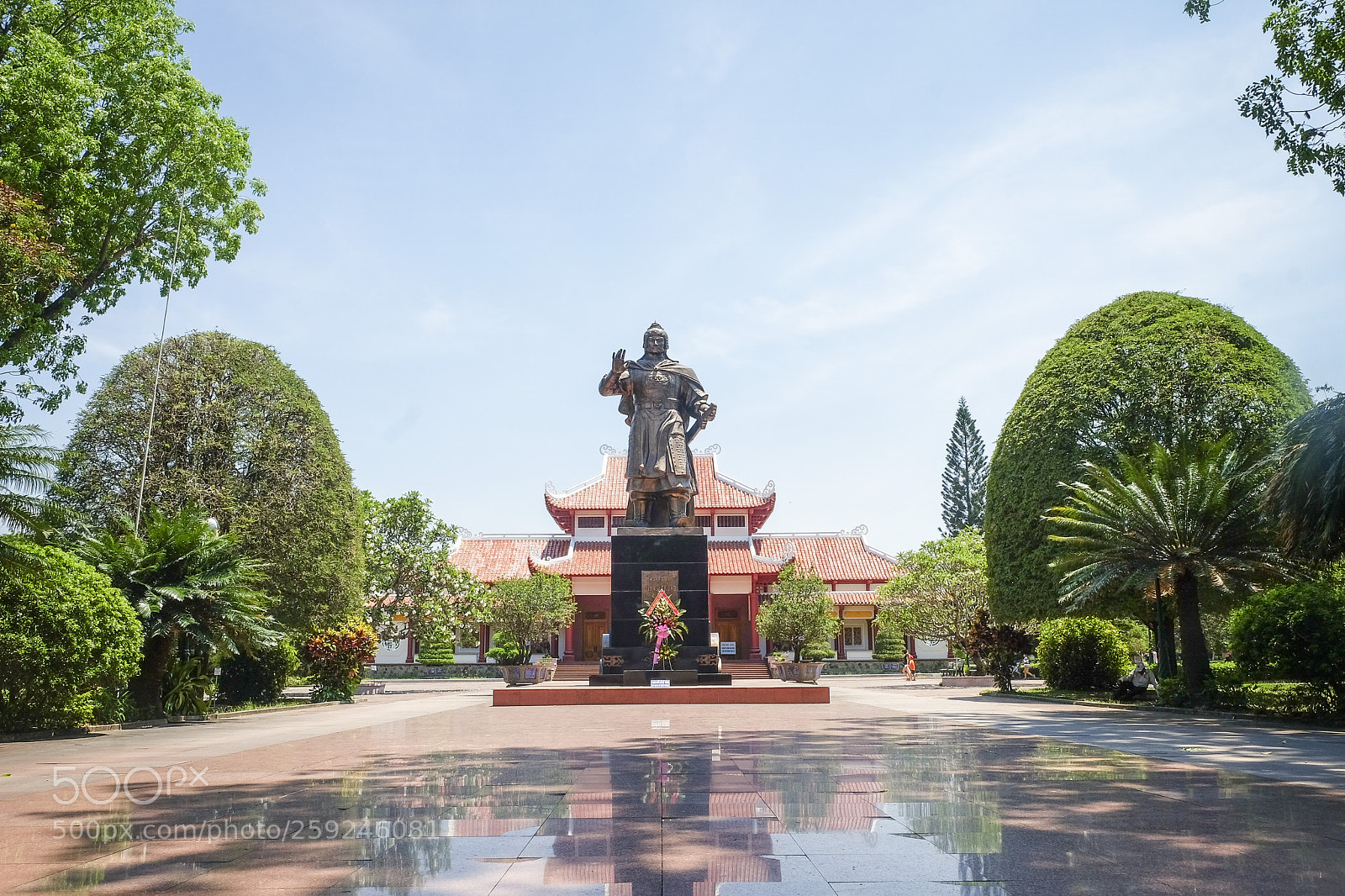 Fujifilm X-T10 sample photo. Monument of king quang photography