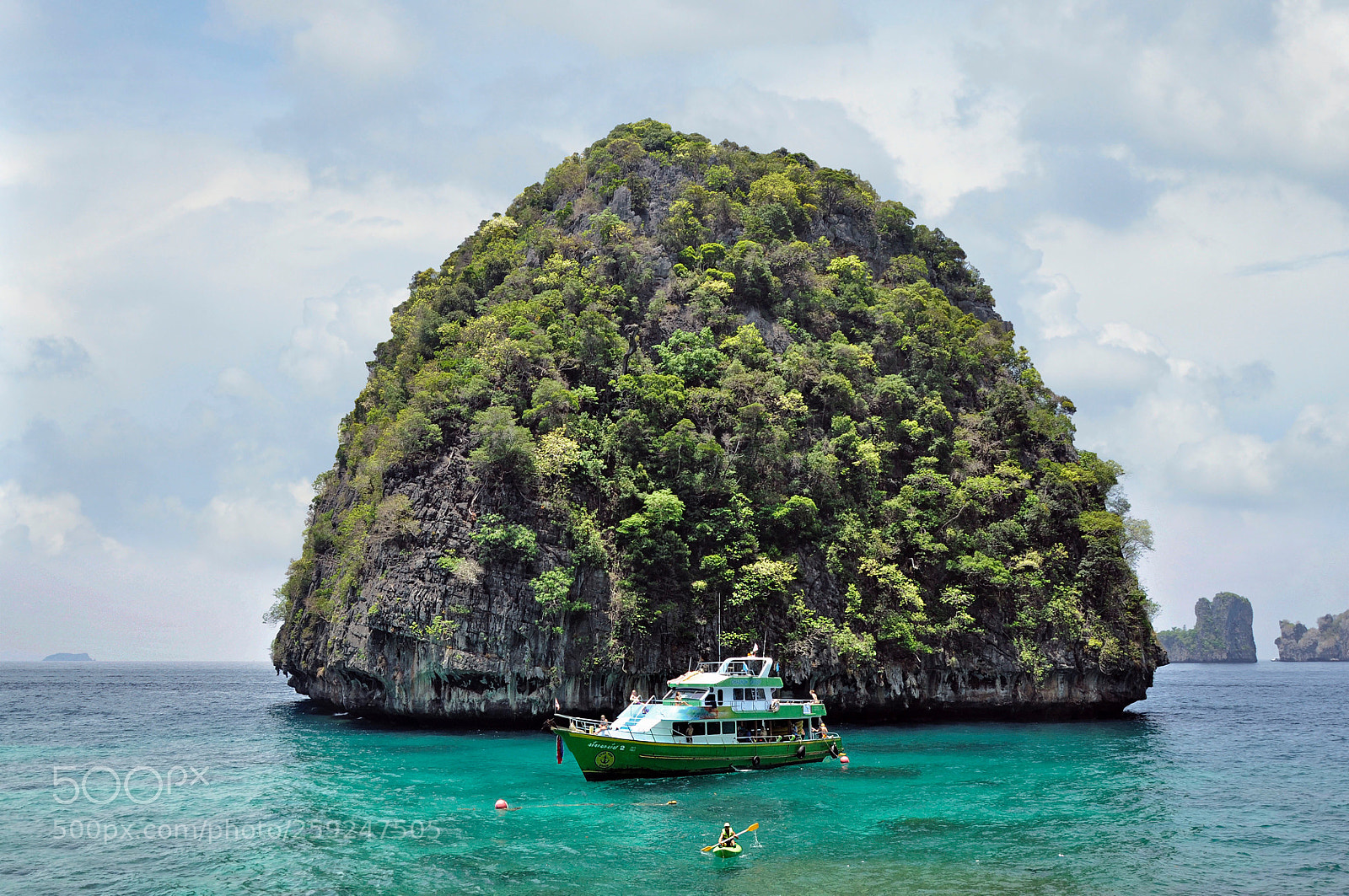 Nikon D5000 sample photo. Amazing place photography
