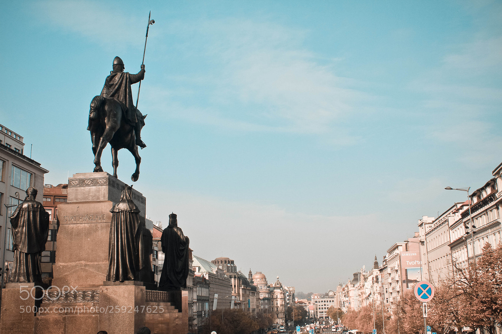 Canon EOS 7D sample photo. Prague wenceslas square photography