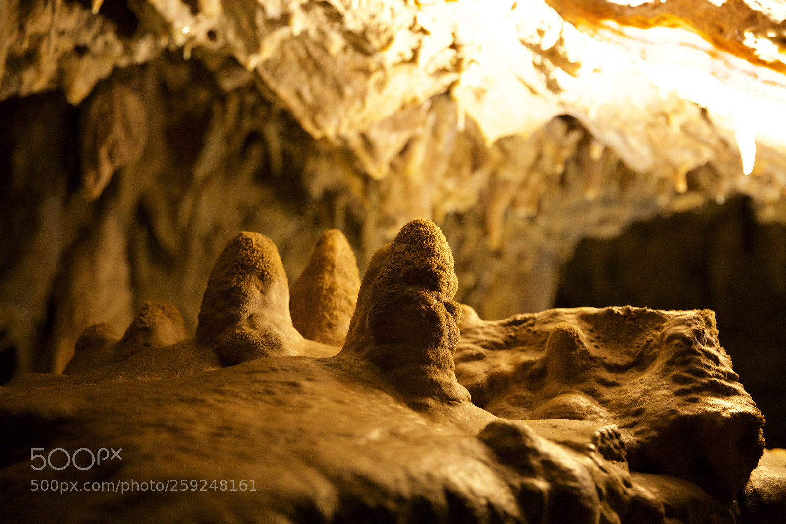 Canon EOS 5D Mark IV sample photo.  croatia cave photography