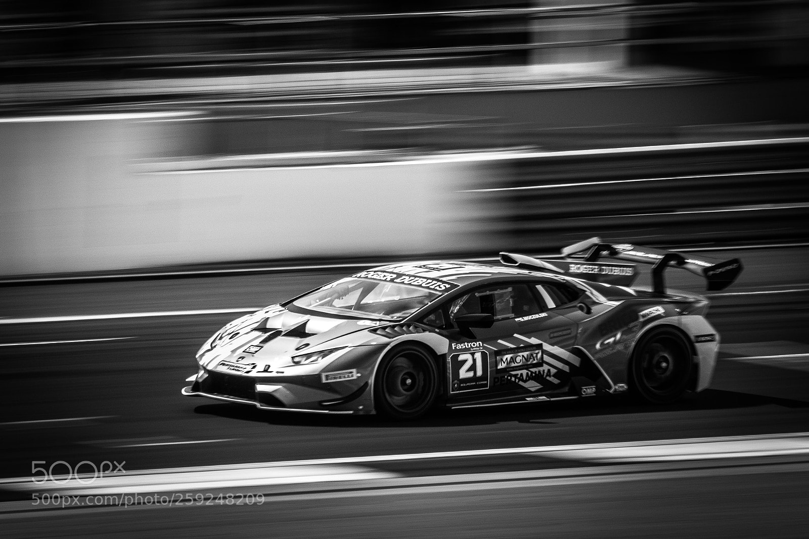 Canon EOS 750D (EOS Rebel T6i / EOS Kiss X8i) sample photo. Lamborghini super trofeo photography