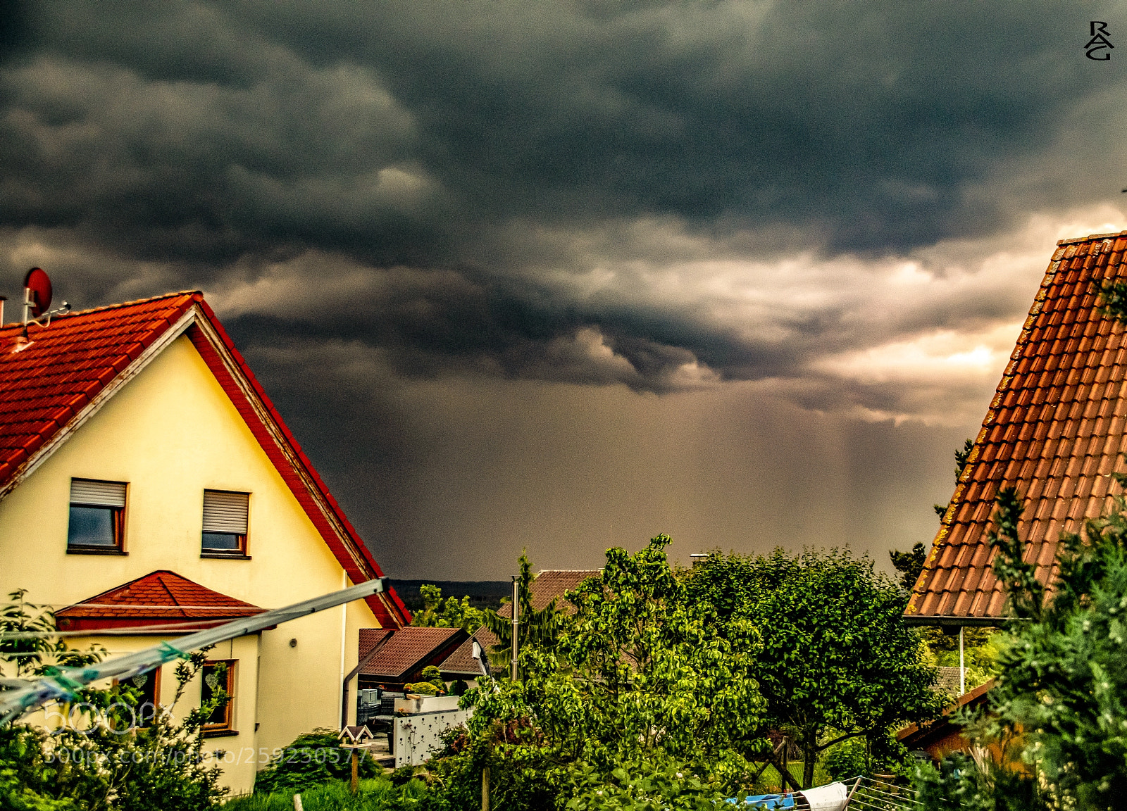 Nikon D3300 sample photo. Heavy weather at our photography