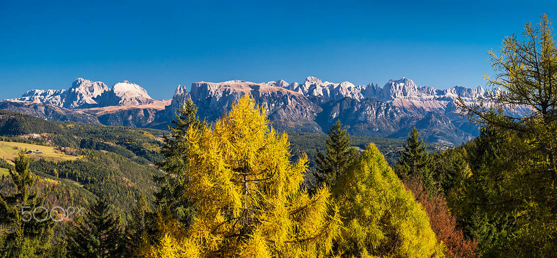 Panasonic DMC-G81 sample photo. Suedtirol im herbst photography