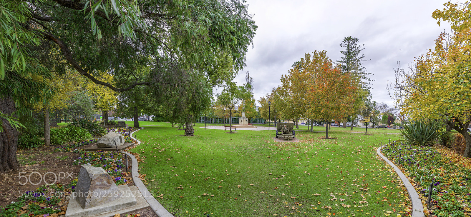Canon EOS 5D Mark IV sample photo. Autumn photography