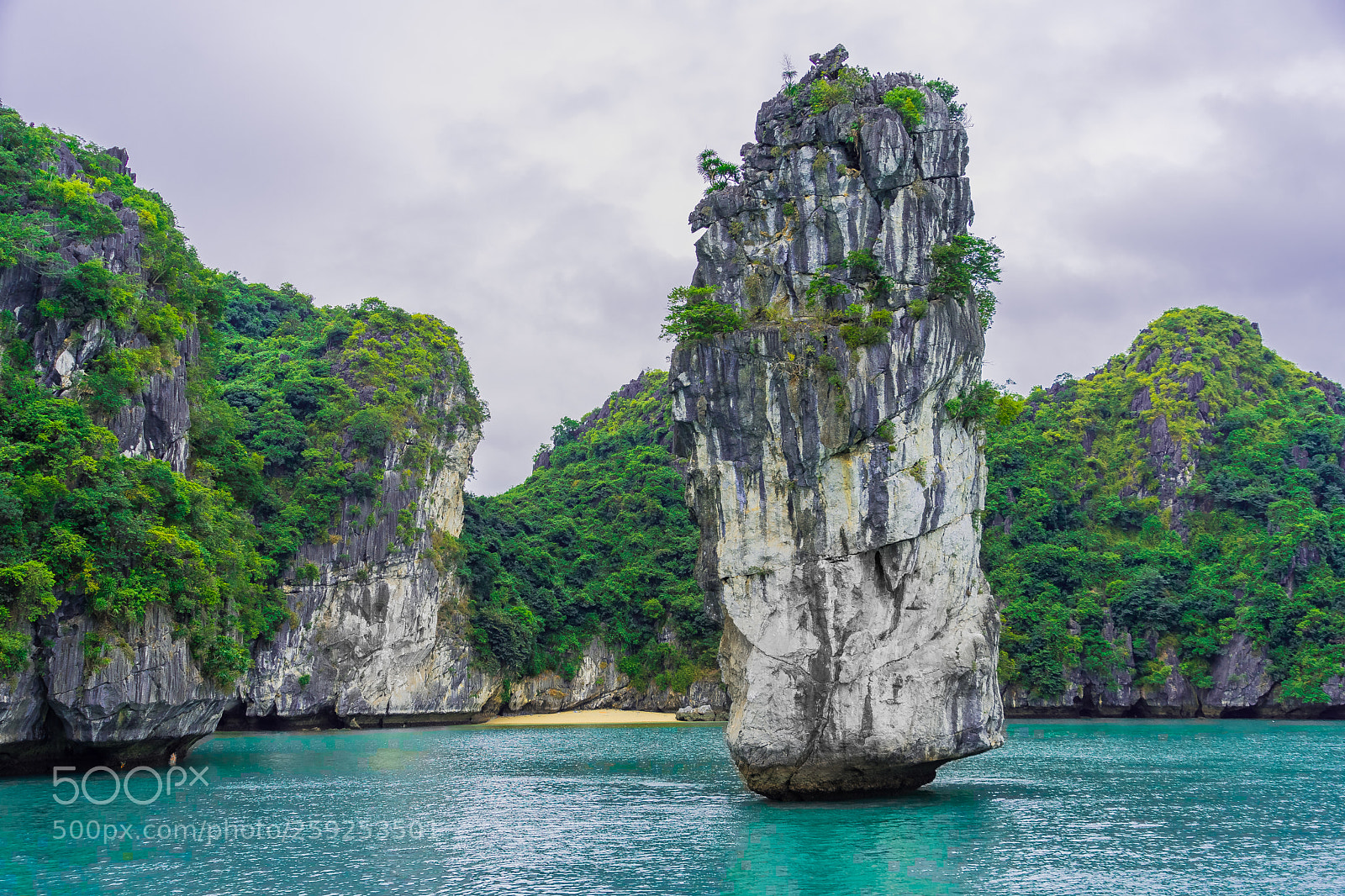 Sony a7 II sample photo. Ha long bay glimpse photography