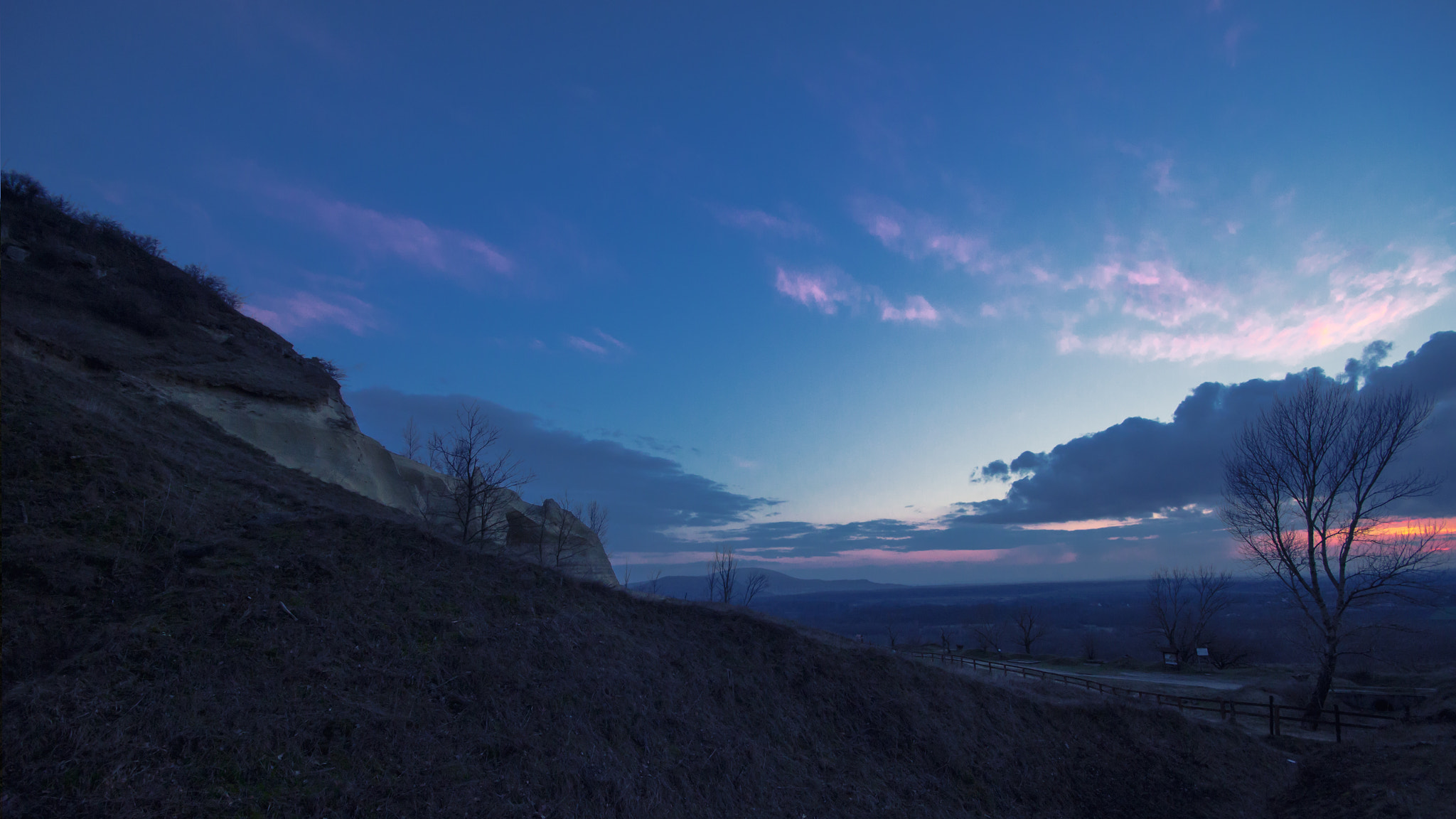 Sony SLT-A57 sample photo. The last light photography