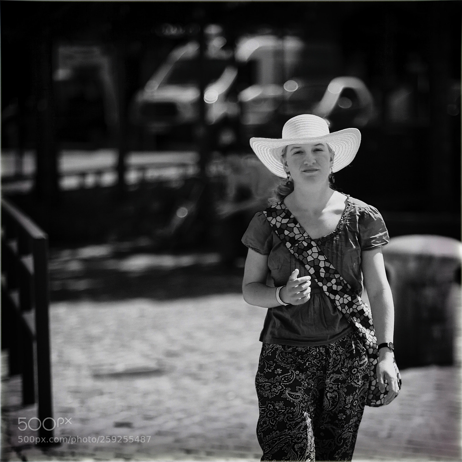 Canon EOS 5D Mark II sample photo. Paisley photography