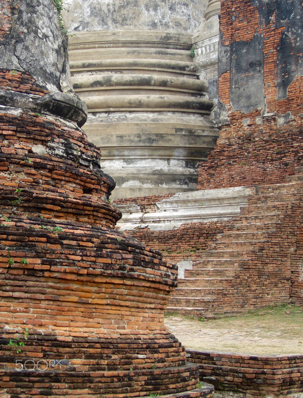 Canon PowerShot ELPH 100 HS (IXUS 115 HS / IXY 210F) sample photo. Ayutthaya photography