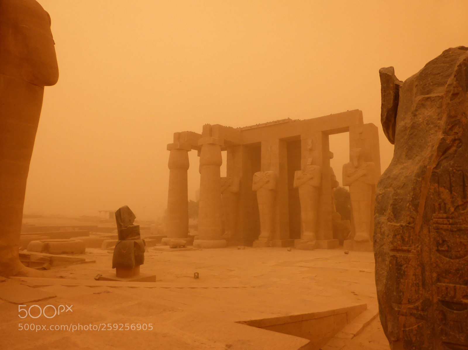 Panasonic Lumix DMC-ZS30 (Lumix DMC-TZ40) sample photo. Sandstorm at the ramesseum photography