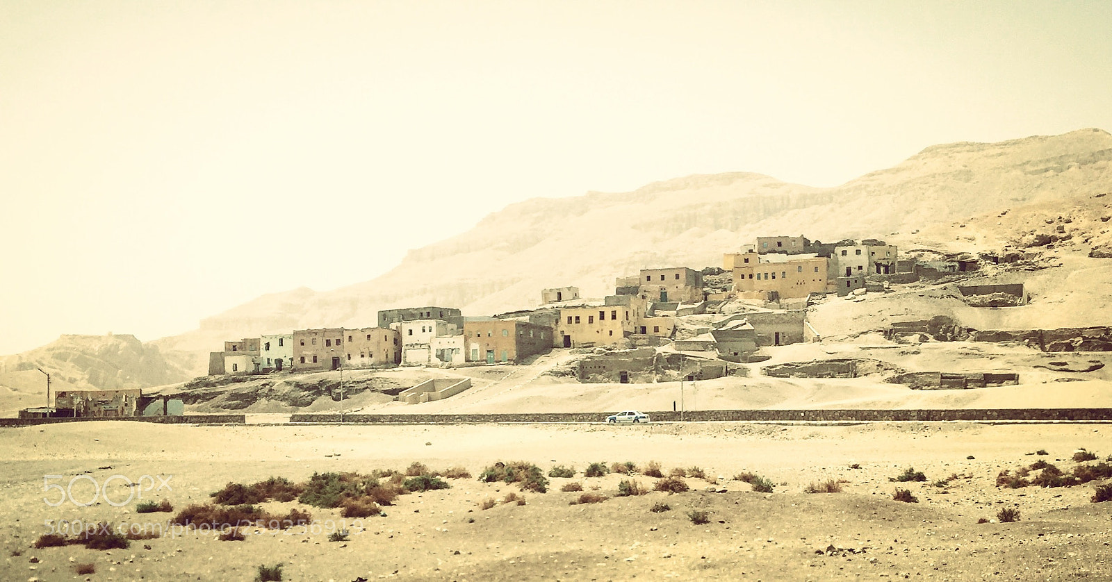 Apple iPhone 6 sample photo. Gournah, deserted village, louxor photography