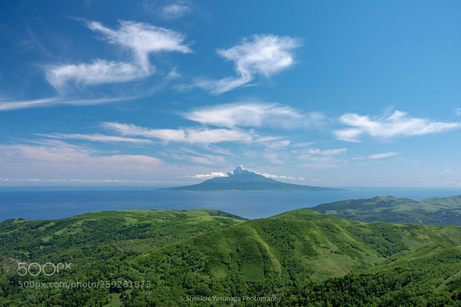 Pentax K-70 sample photo. Green season sky photography
