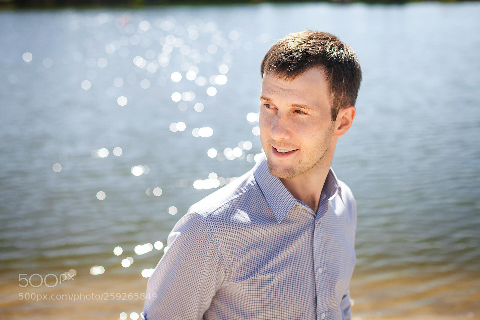 Canon EOS 5D Mark II sample photo. Young father resting near photography