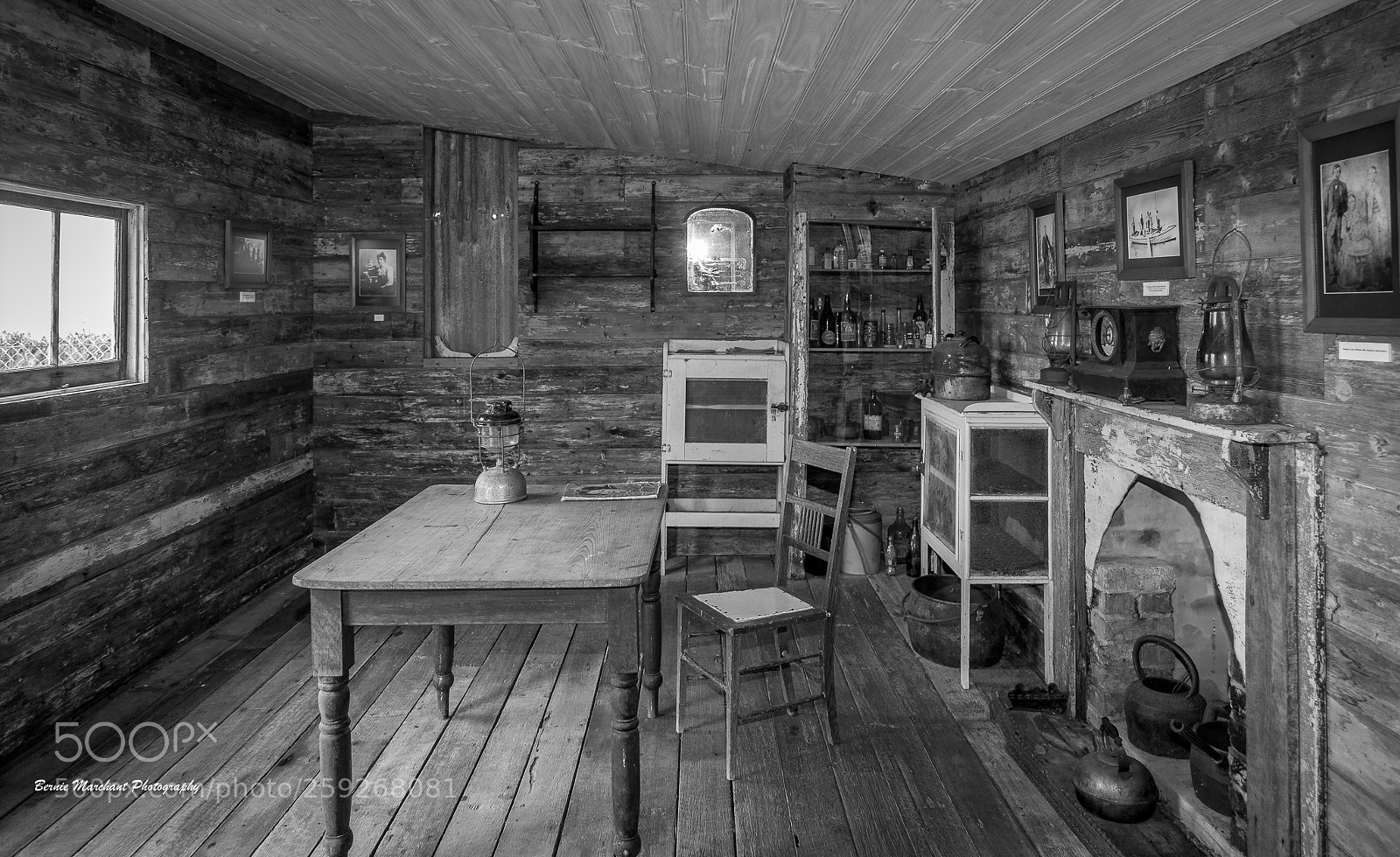 Canon EOS 5D Mark II sample photo. Whalers cabin photography