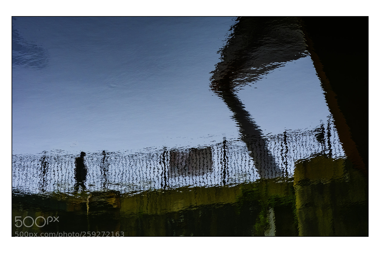 Fujifilm X-T2 sample photo. Cardiff dock reflection photography