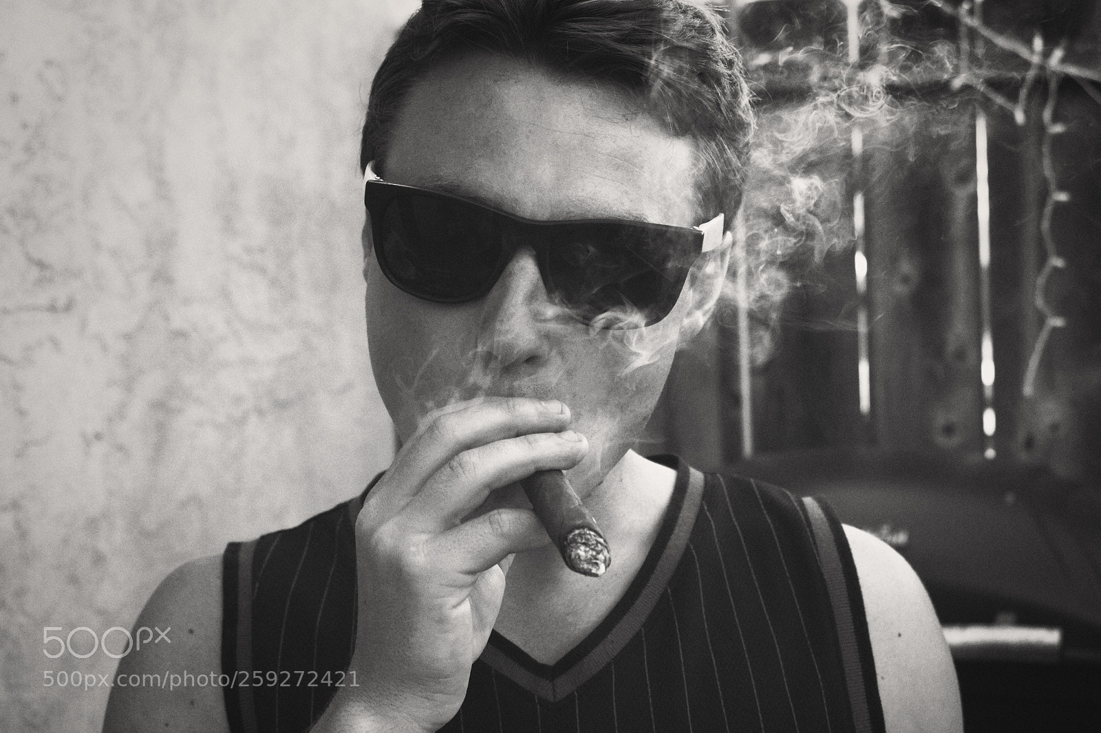 Canon EOS 500D (EOS Rebel T1i / EOS Kiss X3) sample photo. Smoke photography