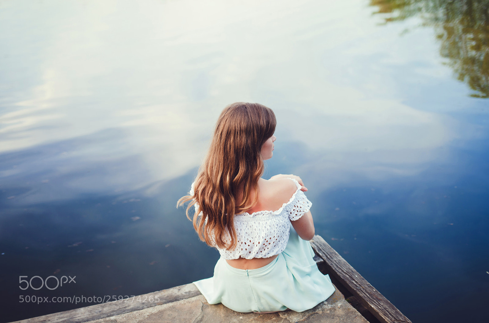 Canon EOS 5D Mark II sample photo. Girl sitting by the photography