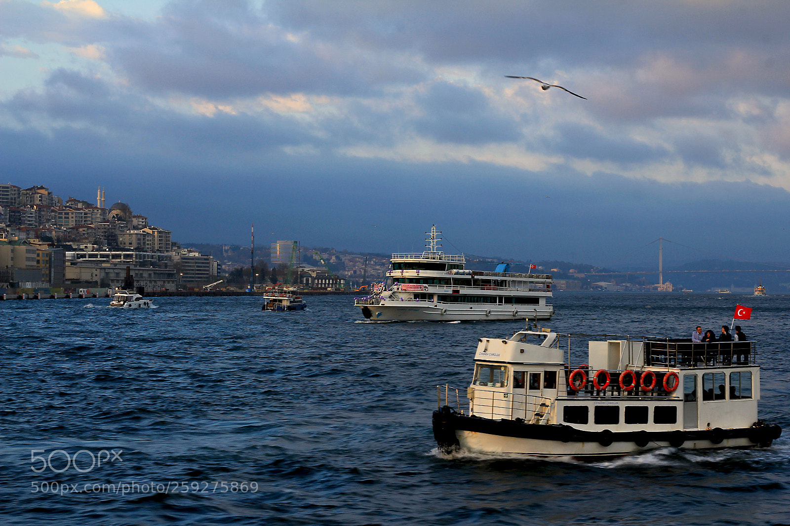 Canon EOS 60D sample photo. Ships photography
