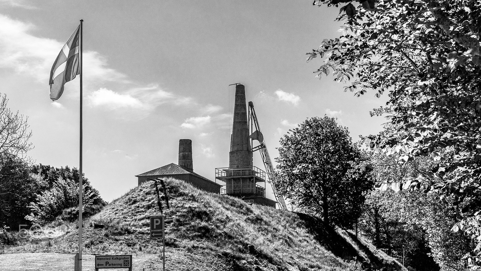 Sony ILCA-77M2 sample photo. Old lime kiln photography