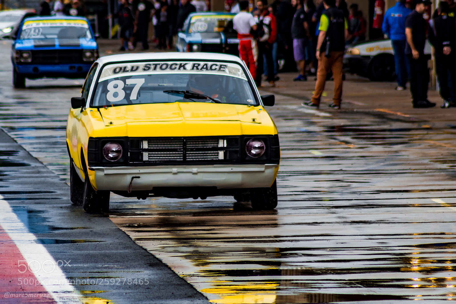 Canon EOS 1200D (EOS Rebel T5 / EOS Kiss X70 / EOS Hi) sample photo. Old stock race photography