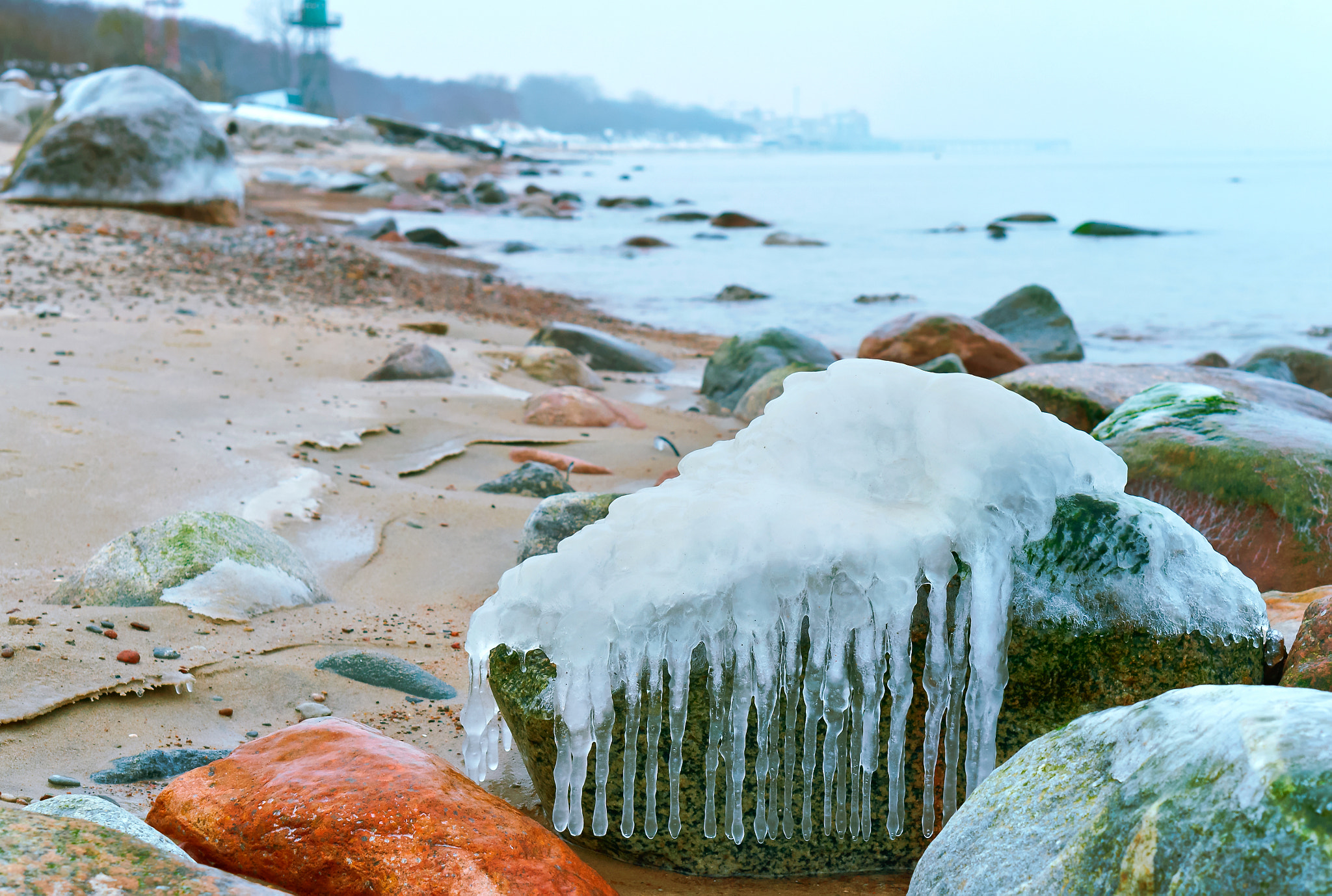 Sony Alpha NEX-3N sample photo. Ice on rocks, icy rocks on the sea shore, ice on sea rocks and sand, baltic sea photography