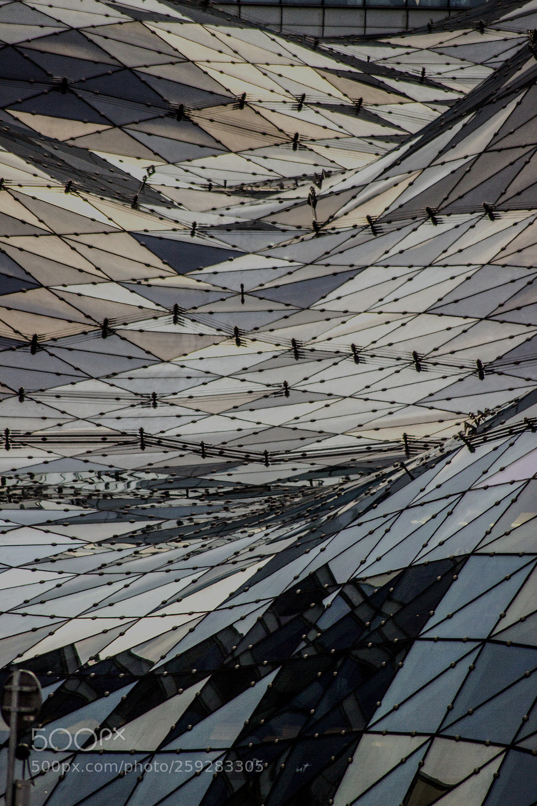 Canon EOS 600D (Rebel EOS T3i / EOS Kiss X5) sample photo. Warszawa zoo central station photography