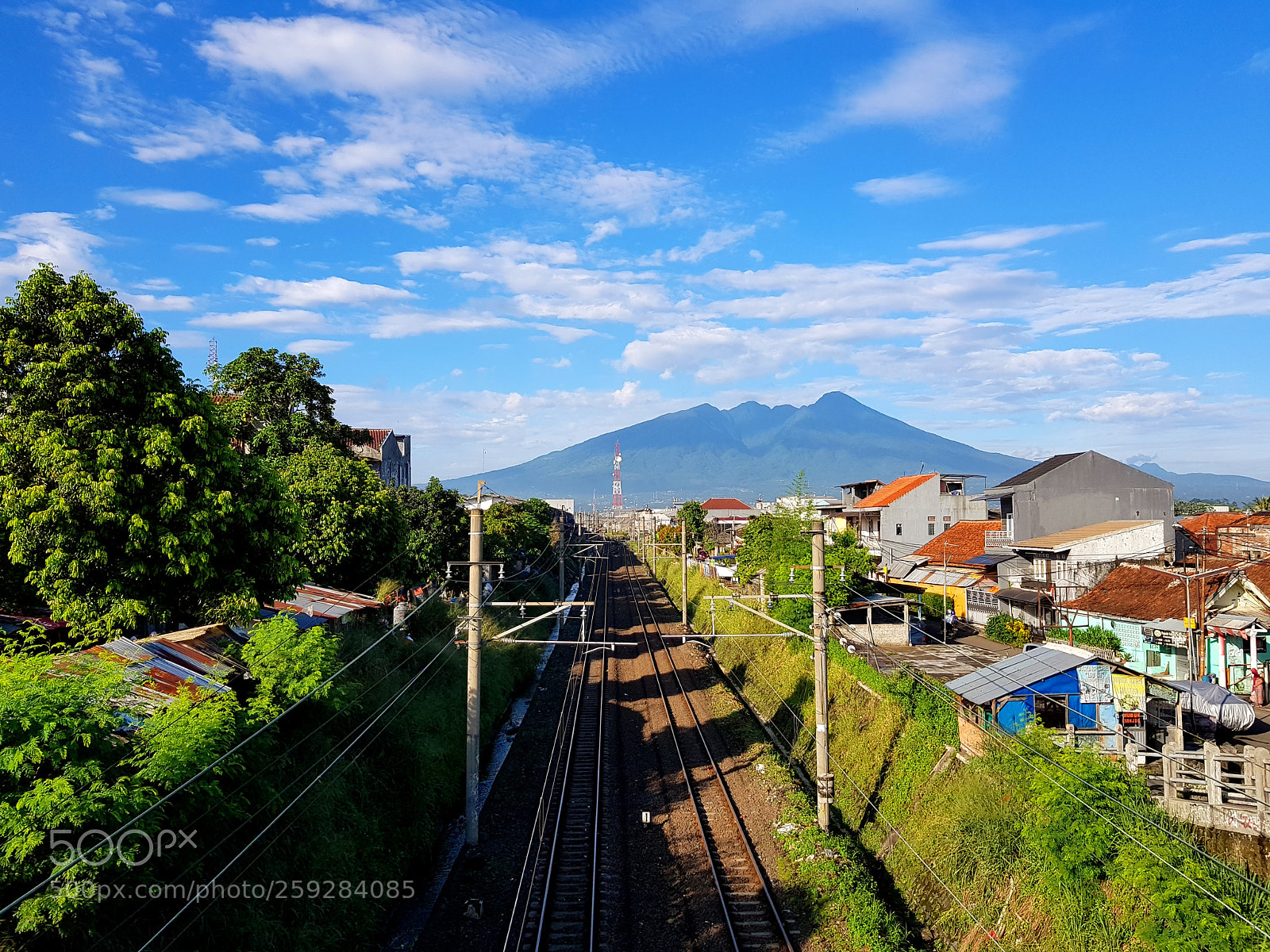 Samsung Galaxy S8+ sample photo. Railroads and mount salak photography