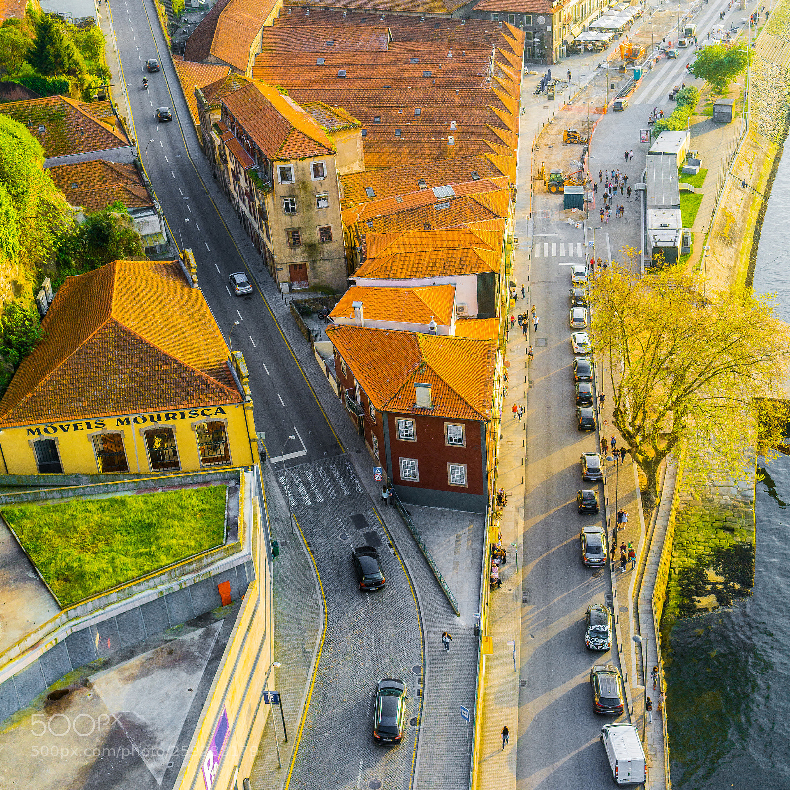 Sony a7R II sample photo. Porto in yellow photography