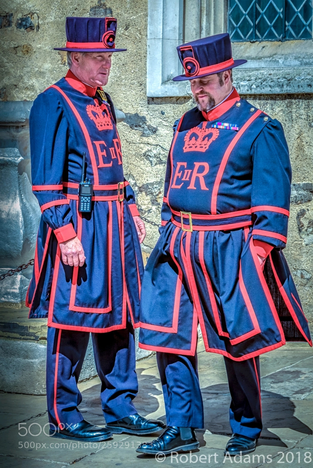 Fujifilm X-T2 sample photo. Tower of london beefeaters photography