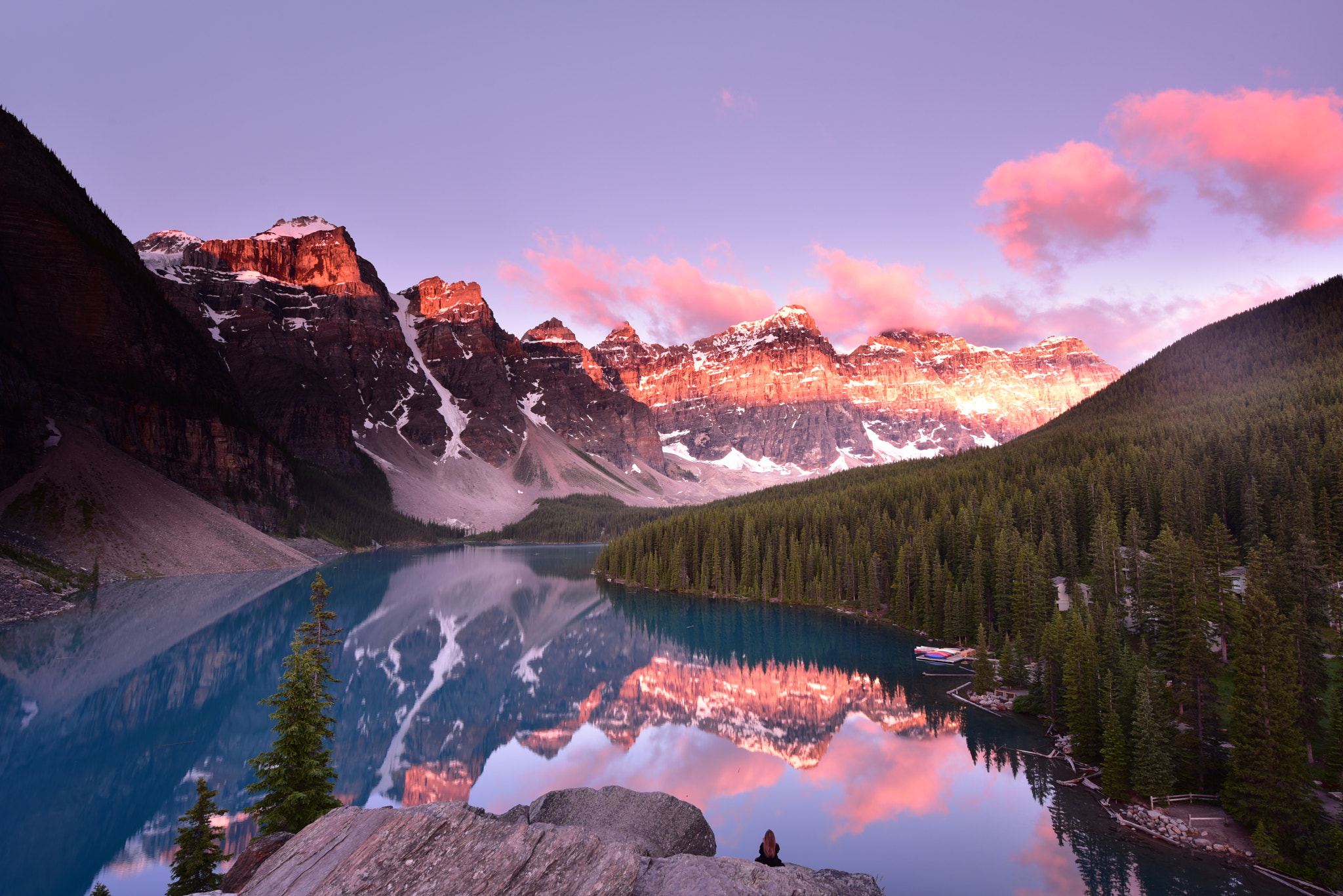 Nikon AF-S Nikkor 14-24mm F2.8G ED sample photo. Best seat for sunrise view photography