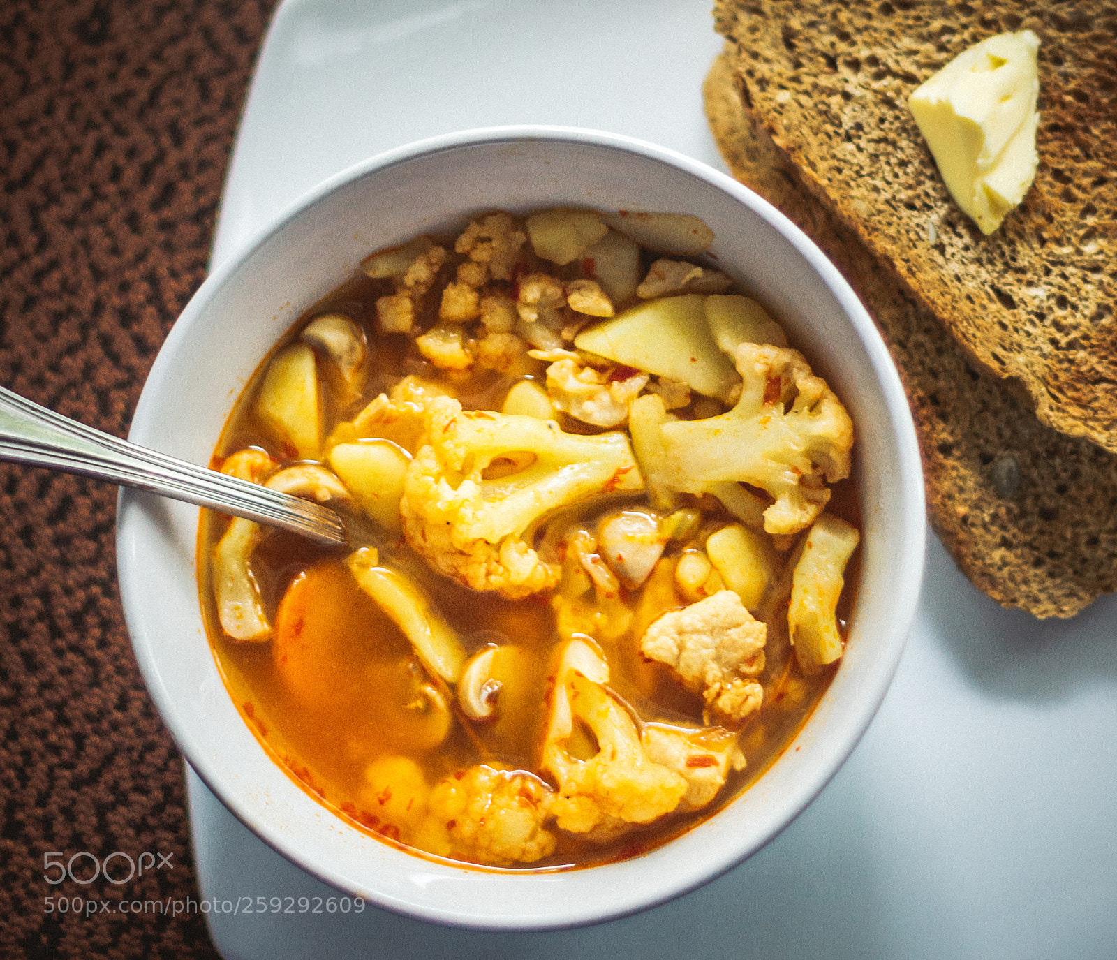 Canon EOS 600D (Rebel EOS T3i / EOS Kiss X5) sample photo. Spicy chicken and vegetable photography