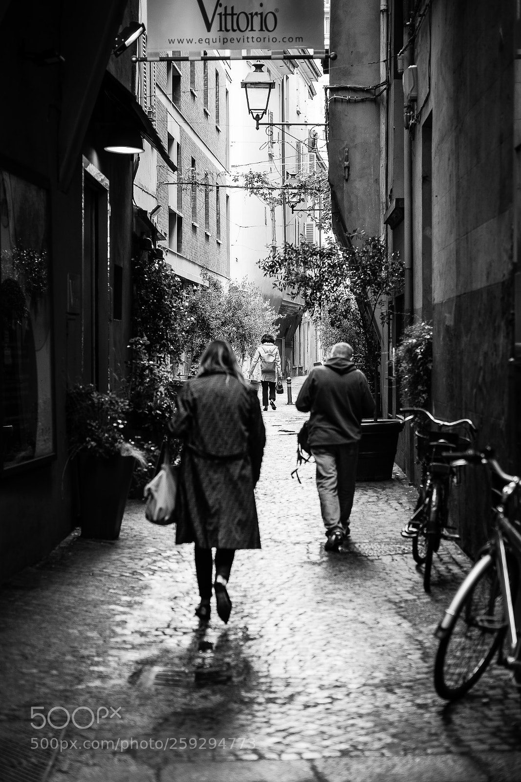 Fujifilm X-T10 sample photo. ... street a bologna ... photography