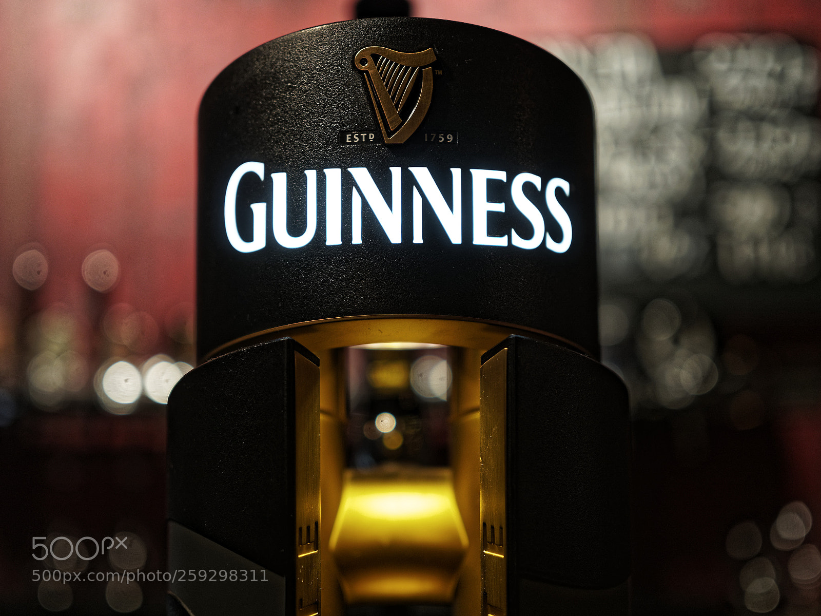 Olympus OM-D E-M5 II sample photo. Guiness photography