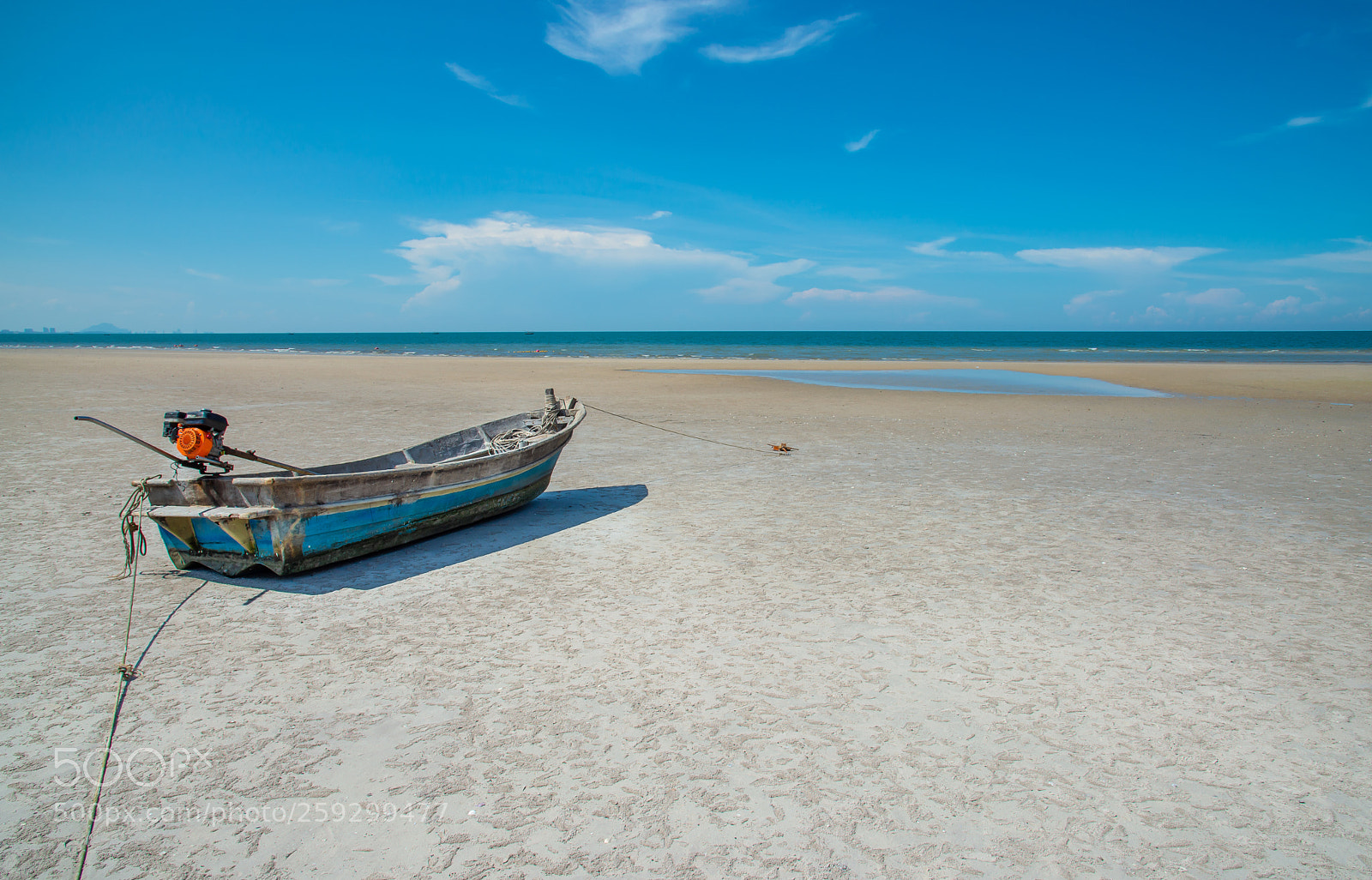 Nikon D610 sample photo. Boat on the beach photography
