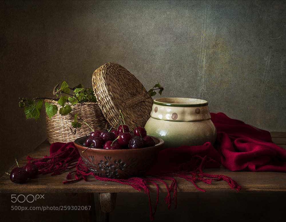 Canon EOS 6D sample photo. С черешней photography