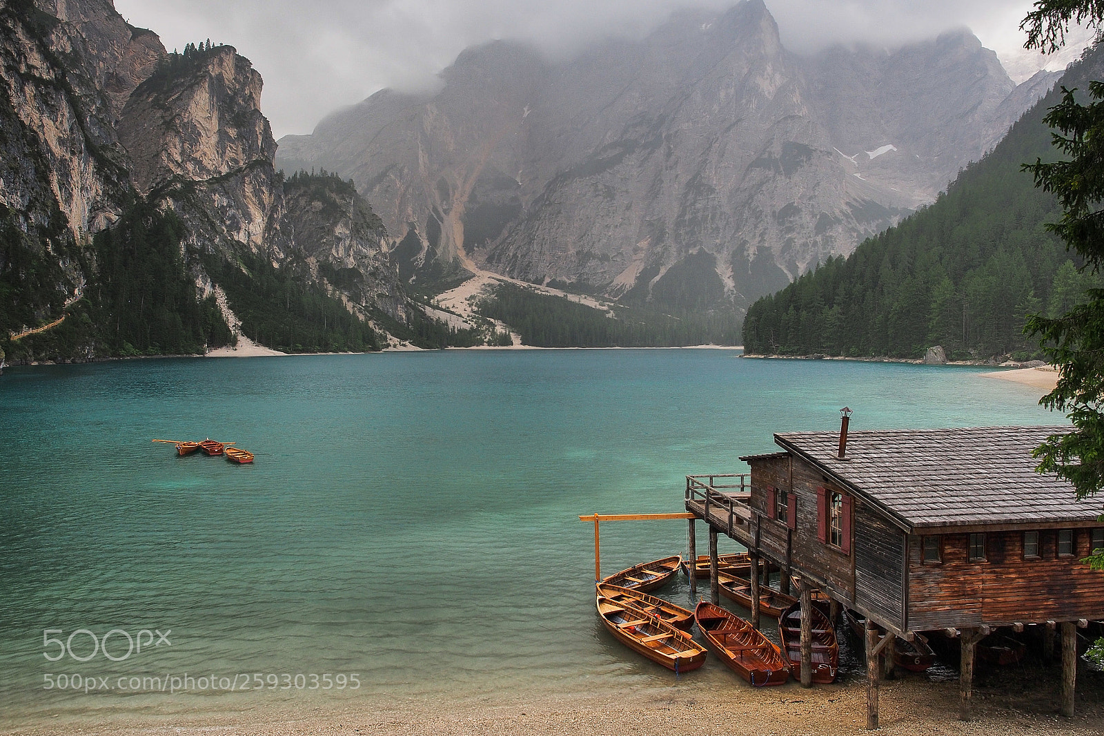 Olympus OM-D E-M5 sample photo. Lago di braies photography