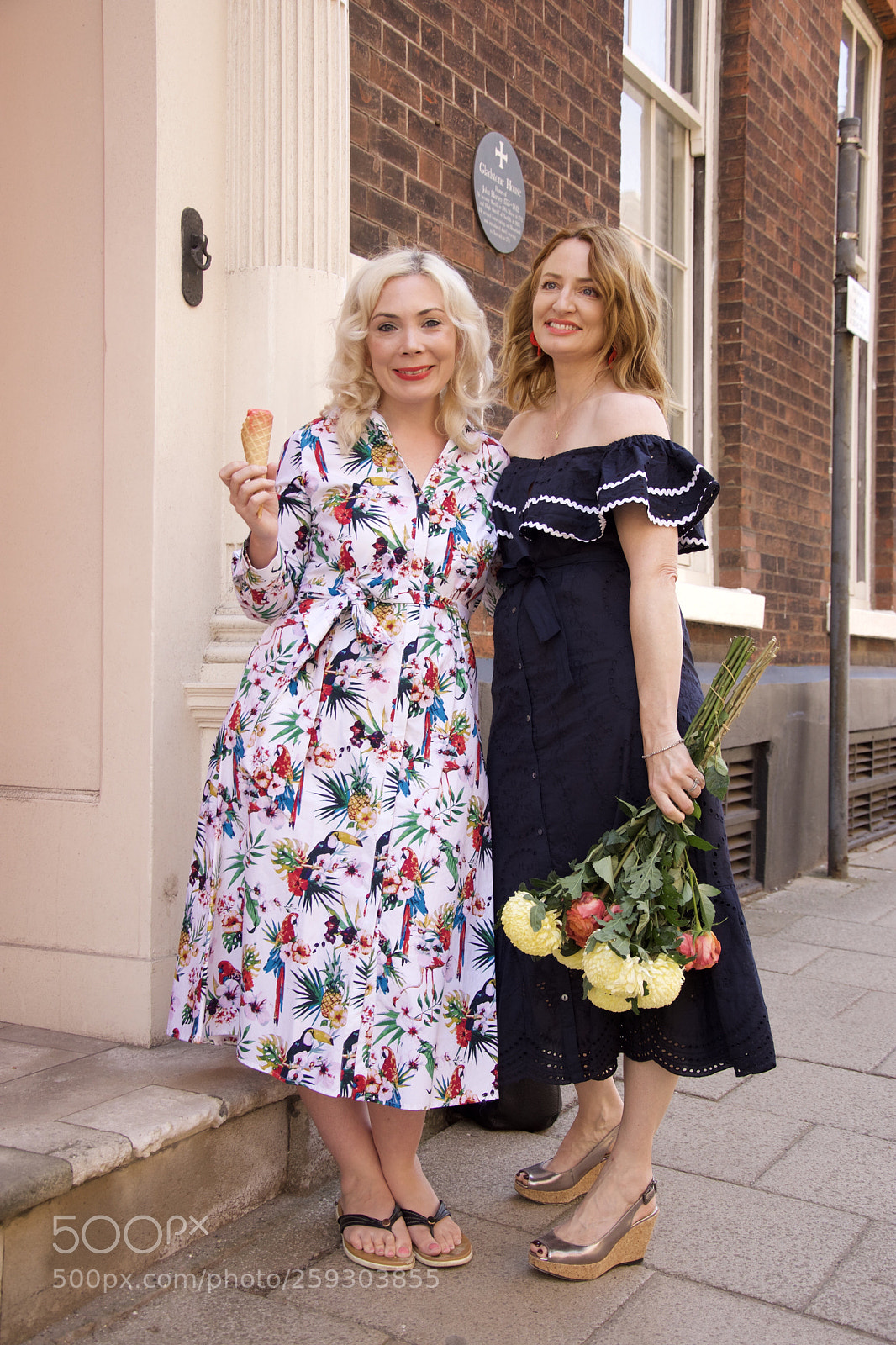 Nikon D3400 sample photo. Ladies that lunch  photography