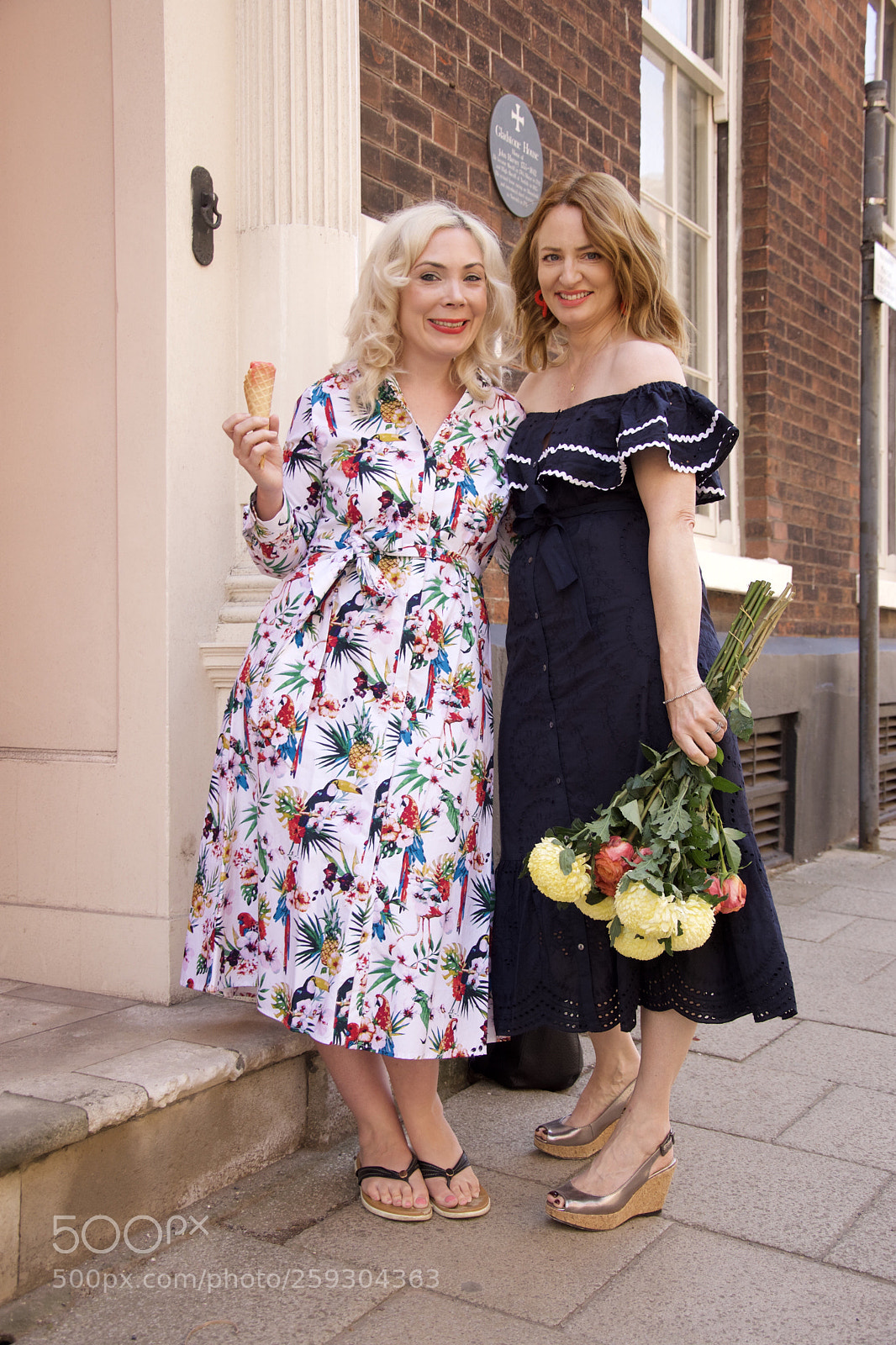 Nikon D3400 sample photo. Ladies that lunch  photography