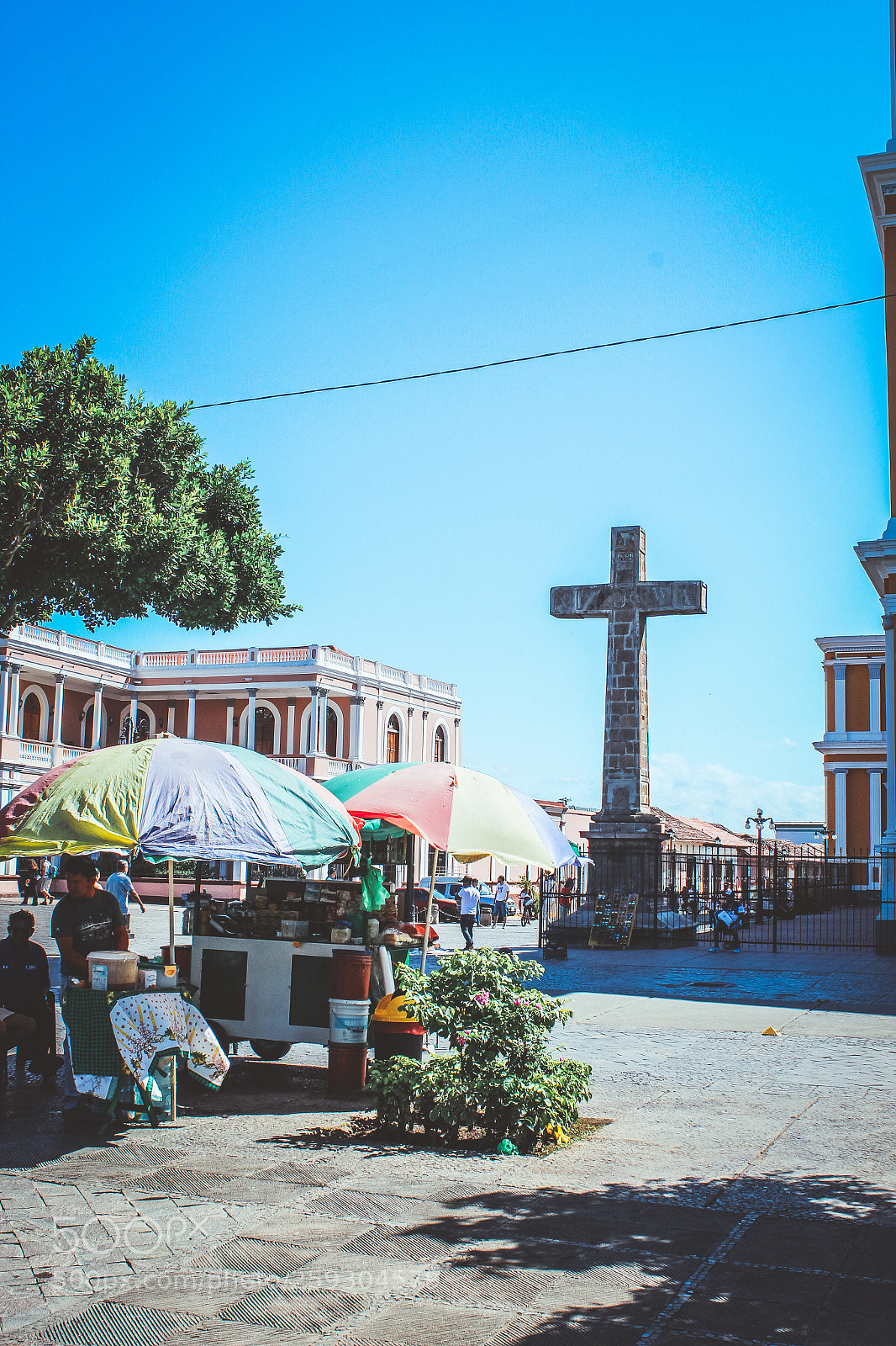 Canon EOS 1200D (EOS Rebel T5 / EOS Kiss X70 / EOS Hi) sample photo. Street granada, nicaragua photography