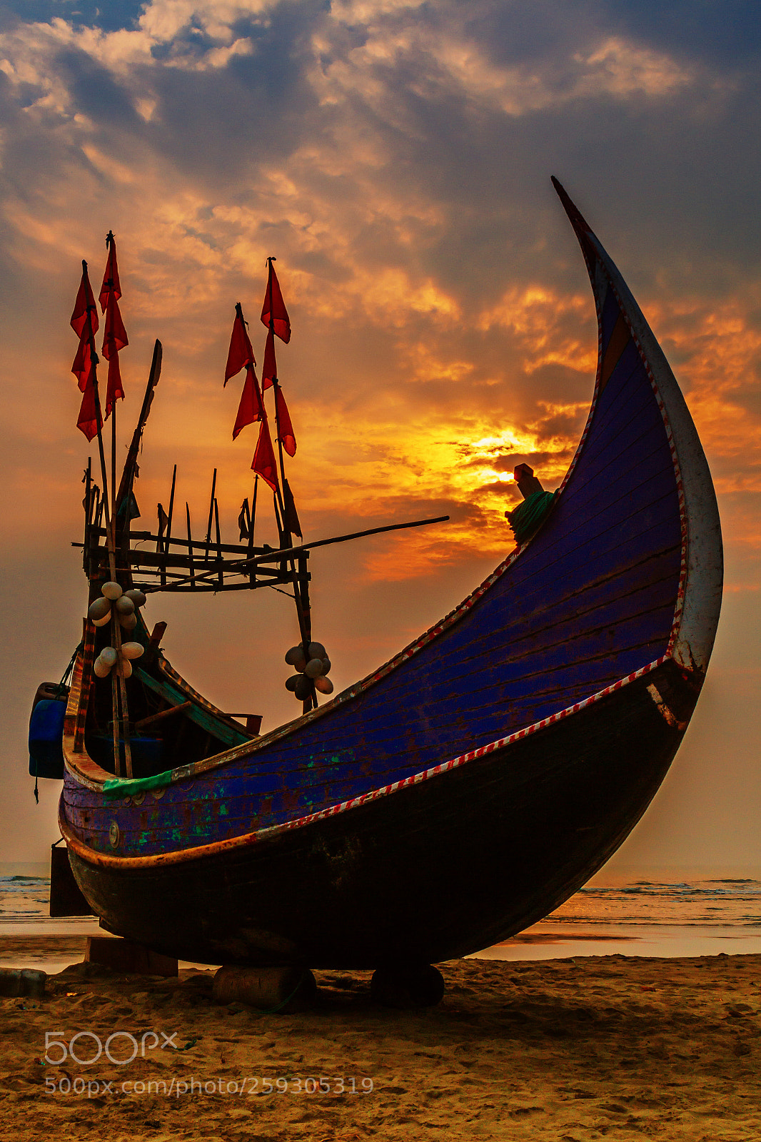 Canon EOS 70D sample photo. Moon boats photography