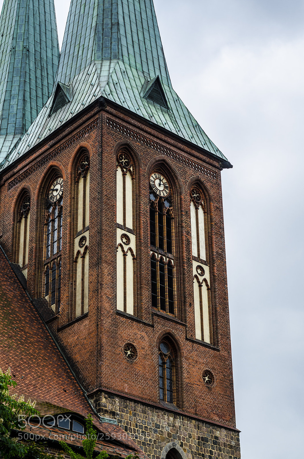 Nikon D5100 sample photo. Ye old berlin building. photography
