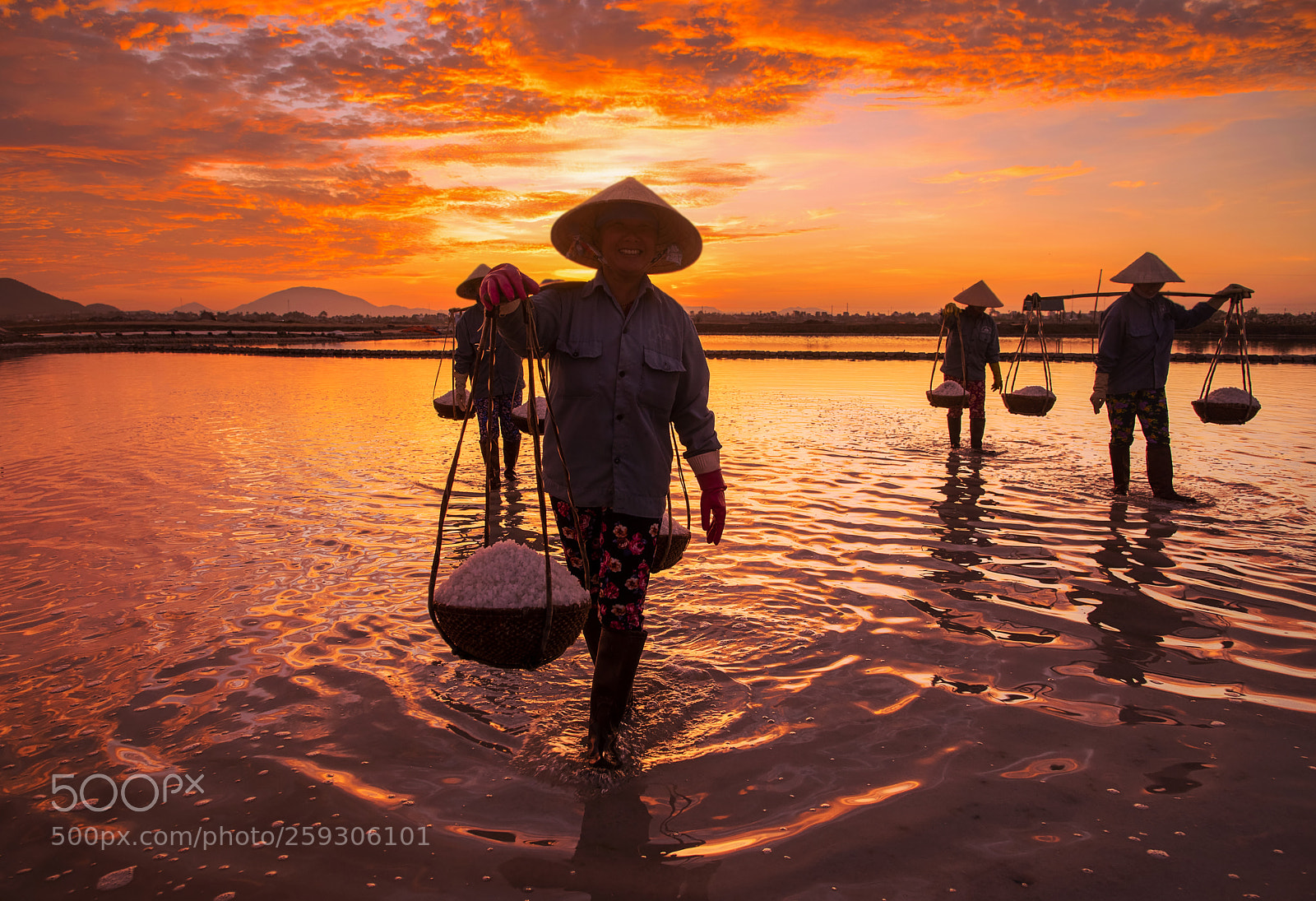 Nikon D810 sample photo. Salt farmers at work. photography