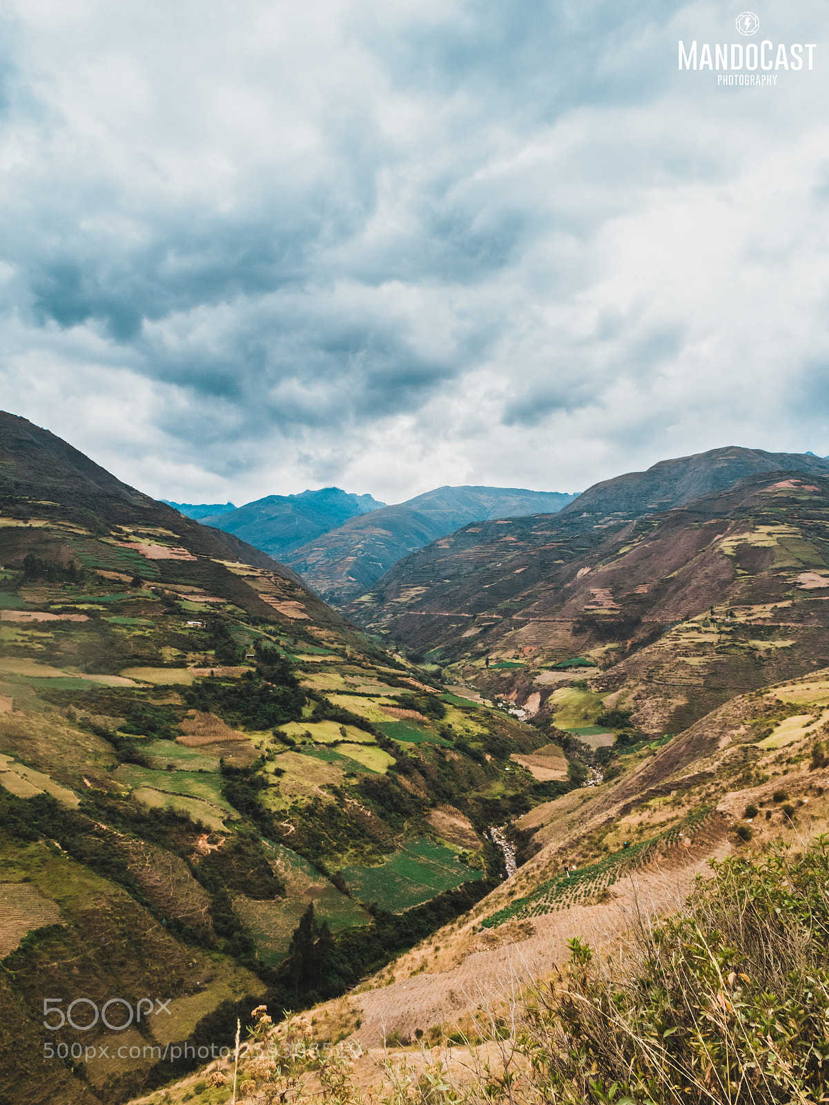 Canon EOS 60D sample photo. Clouds over the valley photography