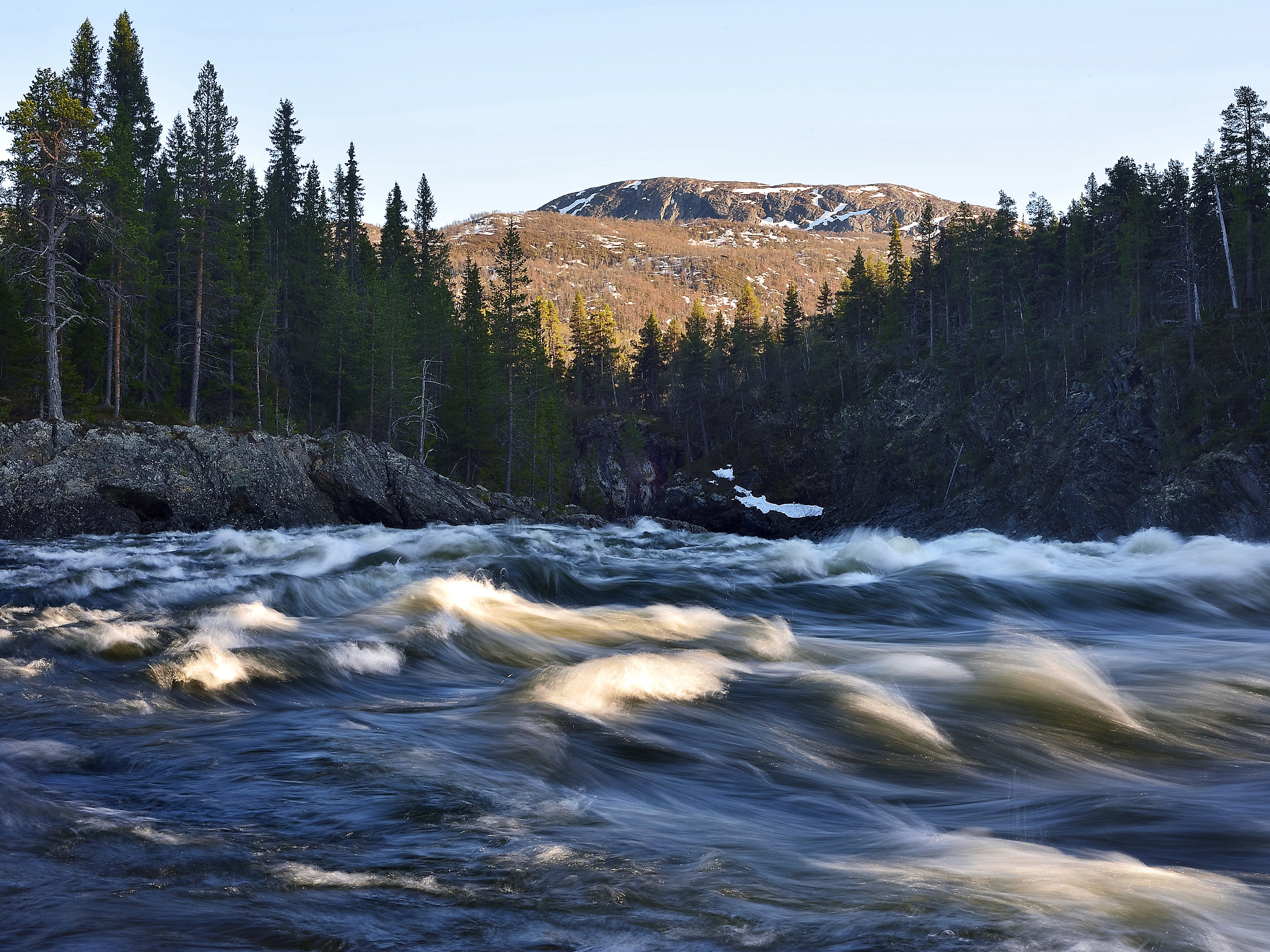 Nikon D610 + Nikon AF Nikkor 50mm F1.8D sample photo. River wild photography