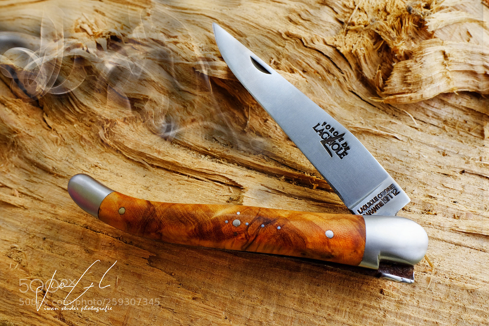 Fujifilm X-T1 sample photo. Laguiole couteau photography