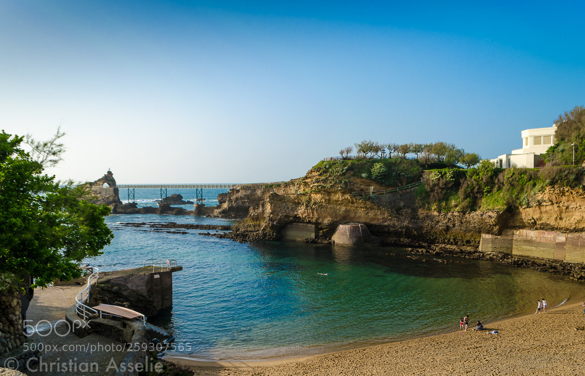 Nikon D5100 sample photo. Plage du vieux port photography